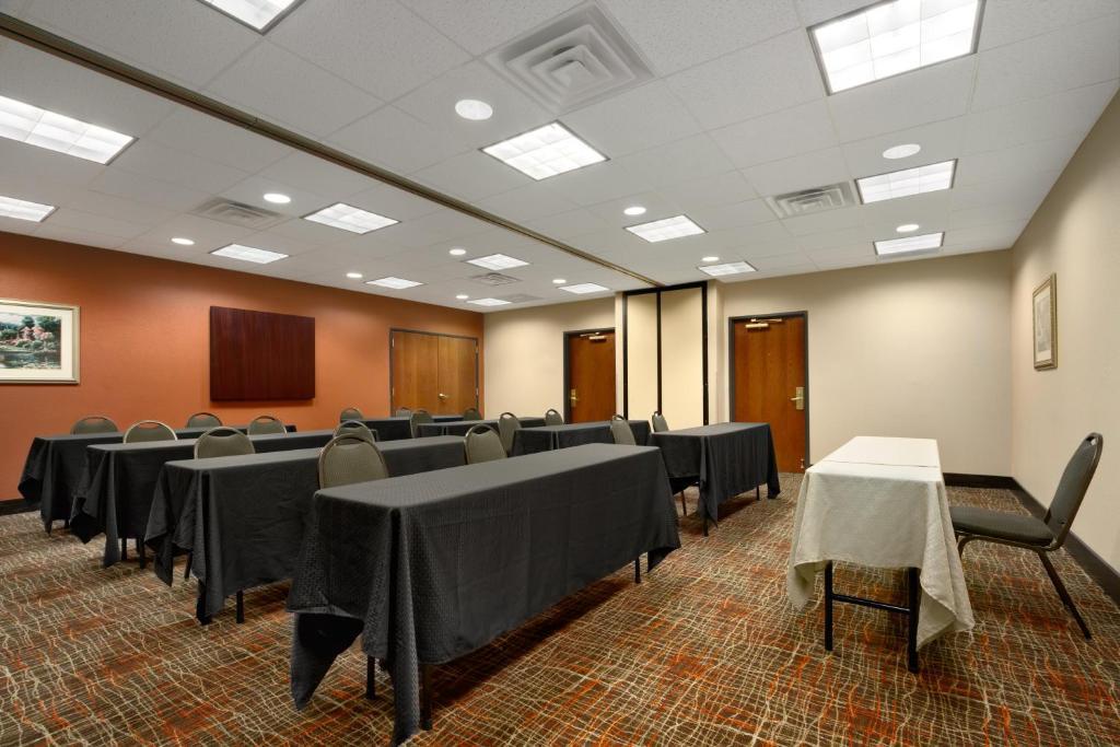 Country Inn & Suites By Radisson, Wolfchase-Memphis, Tn Kültér fotó